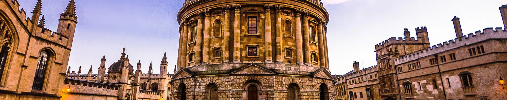 Oxford lança programa para ajudar estudantes desfavorecidos