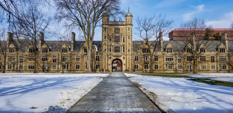 universidades-mais-LGBTQ-friendly-dos-EUA-MICHIGAN-university