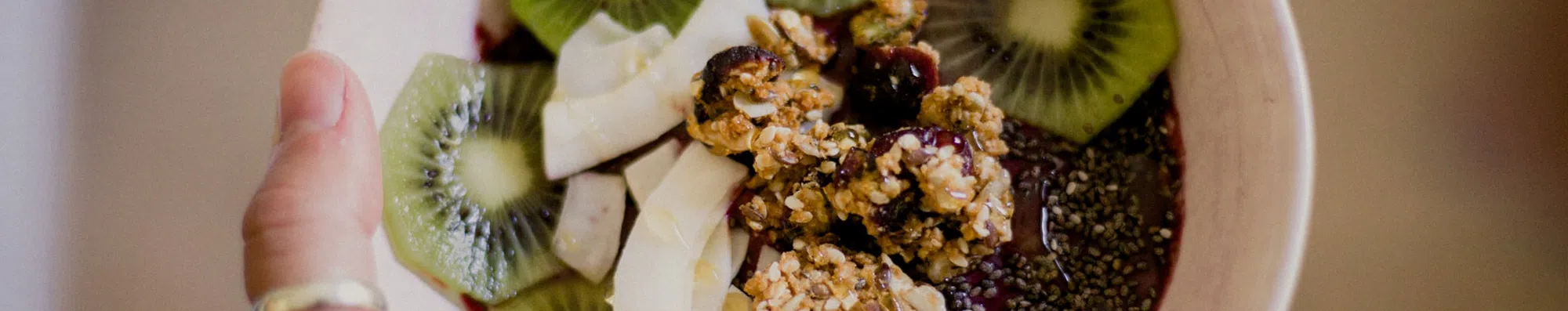 TESTE: Monte um açaí e diremos qual tipo de intercâmbio mais combina com você