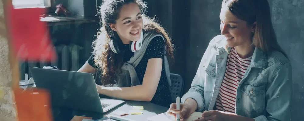 Adultos aprendem idiomas mais rápido do que pensam