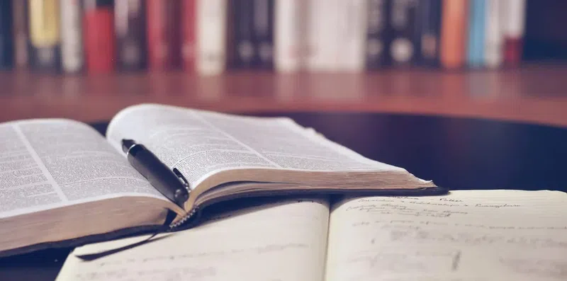 Inglês intermediário: como não parar de evoluir