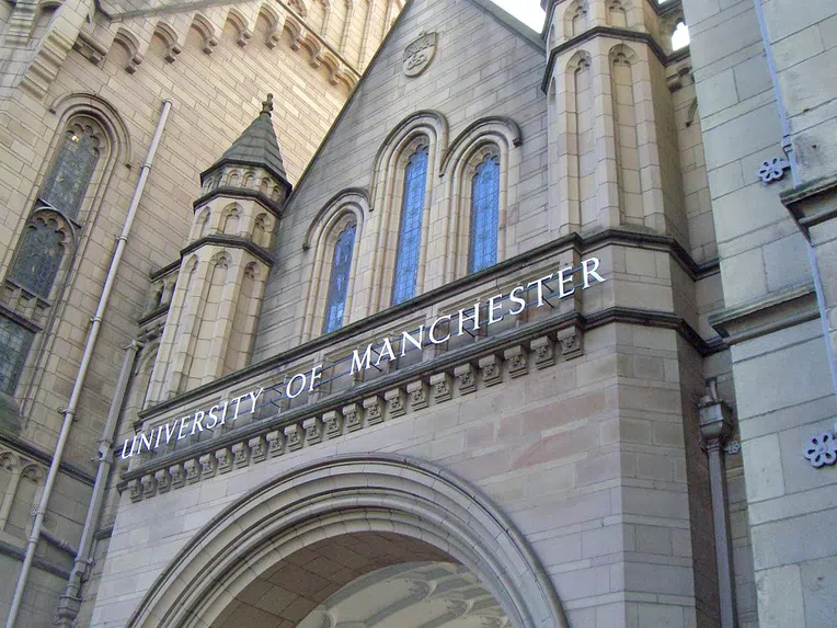 Universidade Manchester é uma das melhores universidades do Reino Unido