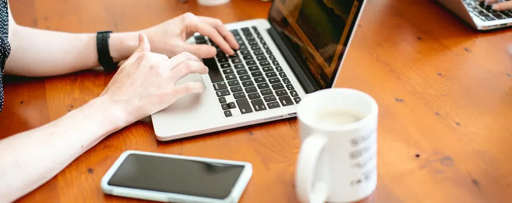 #ResumoDaAula 451: Trabalho e estágio em mais de 50 países
