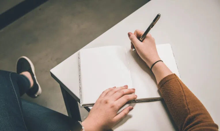 3-regras-gramatica-no-toefl