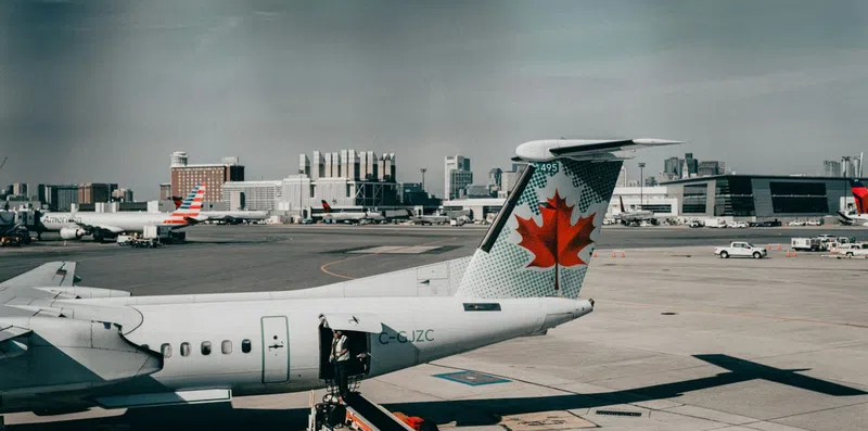 Dá para trabalhar enquanto estuda no Canadá?