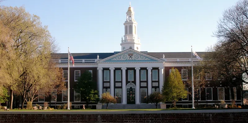 Universidade Harvard: por que e como estudar lá