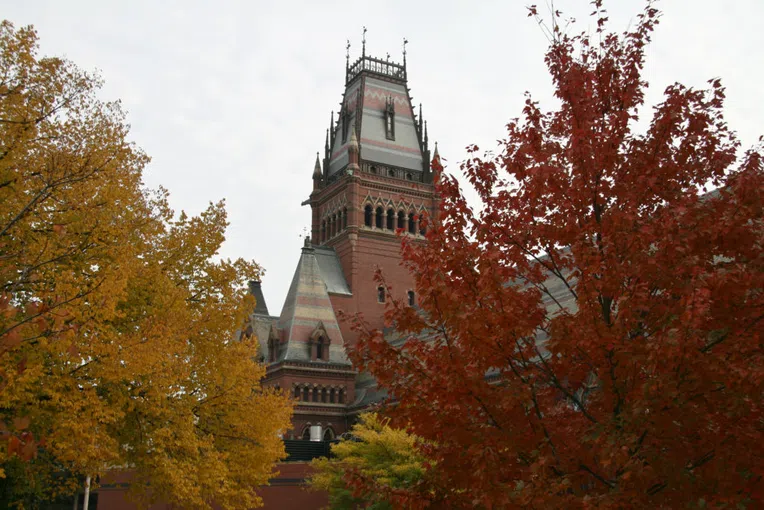 harvard-faculdades-mais-antigas-dos-eua