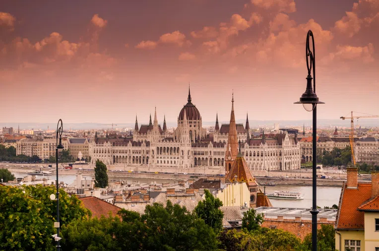 ficar-1-ano-na-europa-sem-visto-budapeste