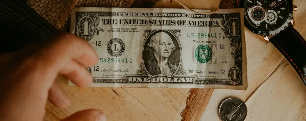 Como funciona o critério de necessidade financeira em bolsas internacionais