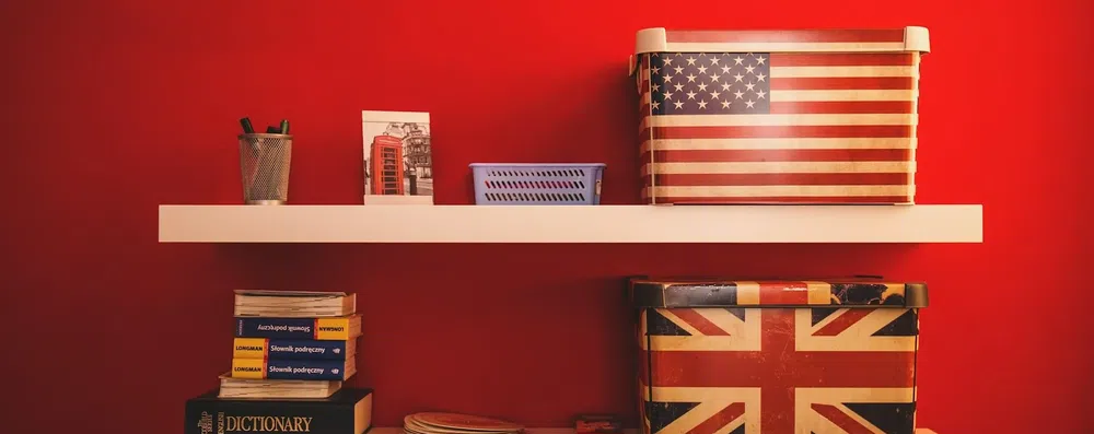Inglês americano ou britânico: o que muda na prática