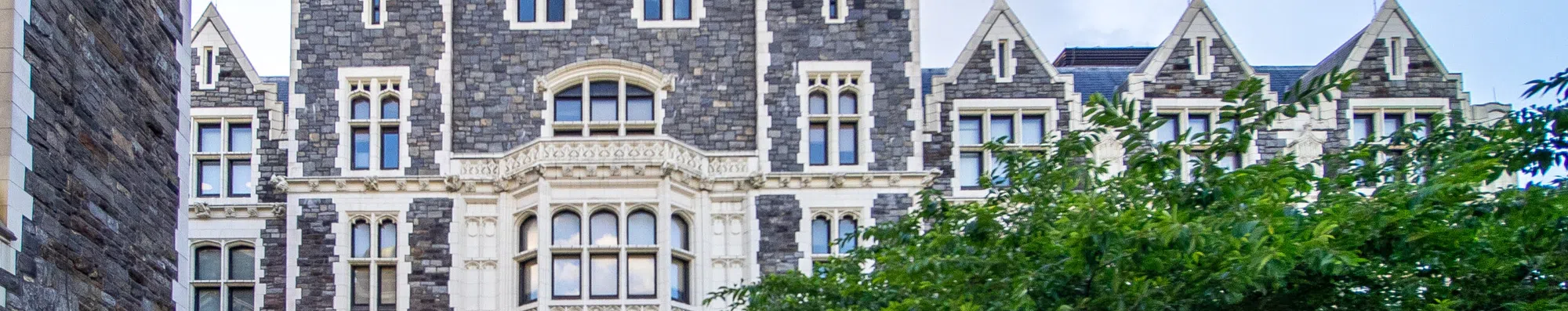 Quais são as principais universidades de Nova York?