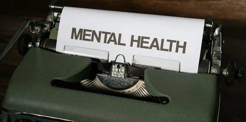 Como universidades internacionais apoiam a saúde mental de seus estudantes