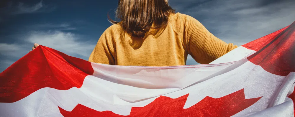 Pesquisa mostra como estudantes têm conseguido residência permanente no Canadá