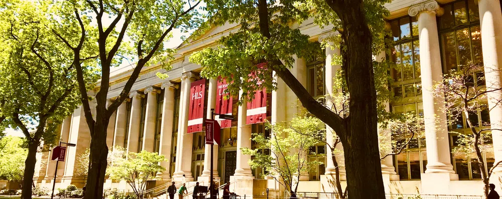 5 programas de intercâmbio com bolsa em Harvard