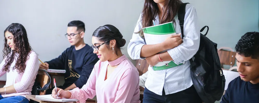 7 motivos para fazer faculdade no exterior em 2025