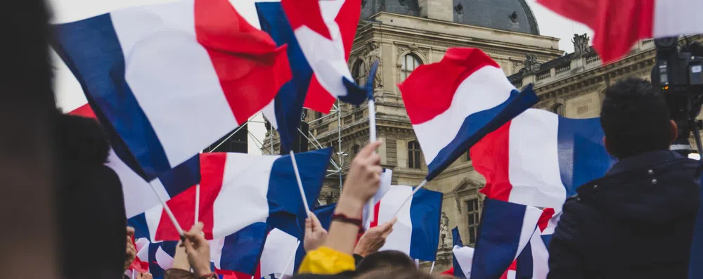 França alcança marca de 400 mil intercambistas em 2021/22