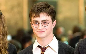 HARRY POTTER