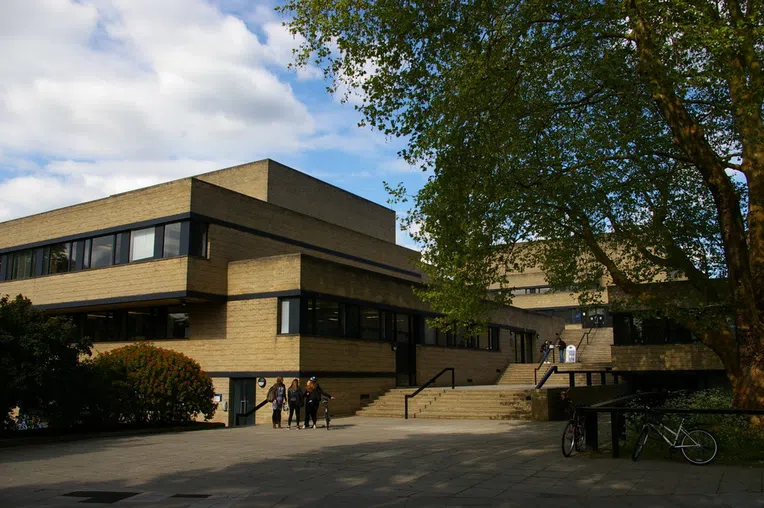 Oxford tem uma das melhores faculdades de direito do mundo