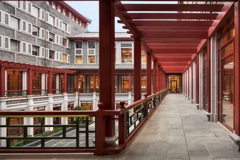 Schwarzman-Scholars-Interior
