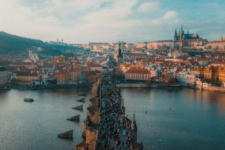 6-estudar-na-europa-em-2021