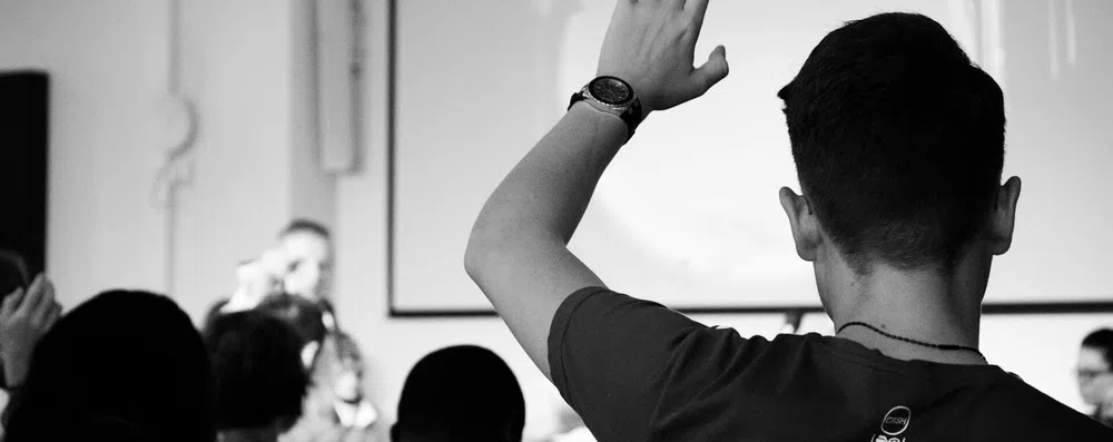 Cursos de verão para testar uma nova área no exterior