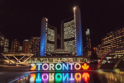 Universidade de Toronto oferece até 100 mil dólares para brasileiros que querem estudar no Canadá