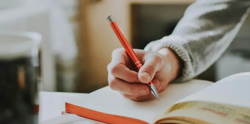 Como desenvolver seu inglês mais rápido: dicas práticas que funcionam