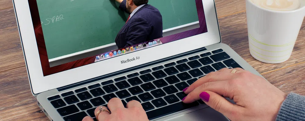 Coursera ou edX: qual é a melhor plataforma de cursos online? Diferenças, preços dos certificados e vantagens