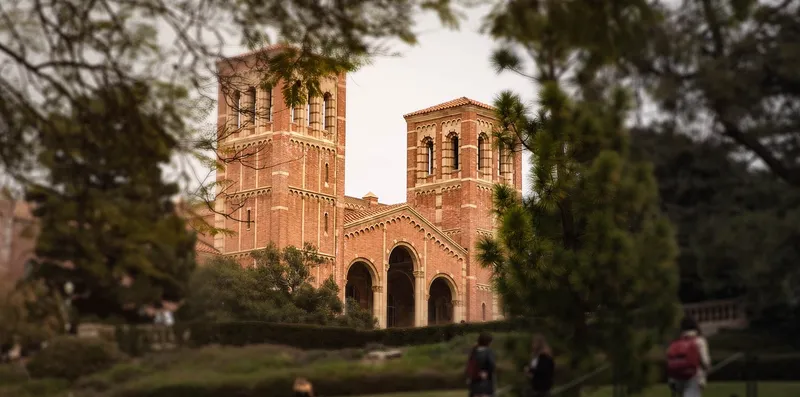 UCLA (Universidade da Califórnia em Los Angeles): cursos, quanto custa e como entrar