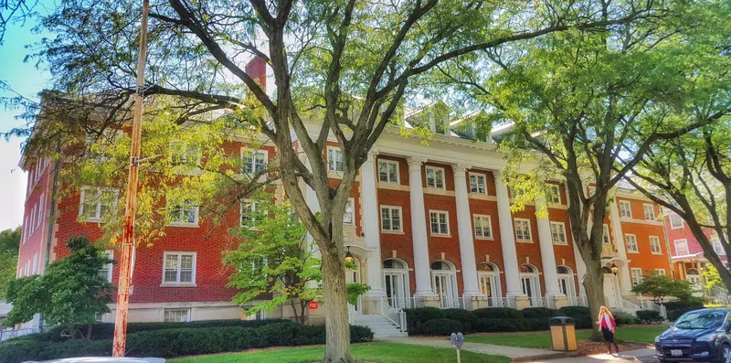 Como funcionam os dormitórios das universidades americanas?