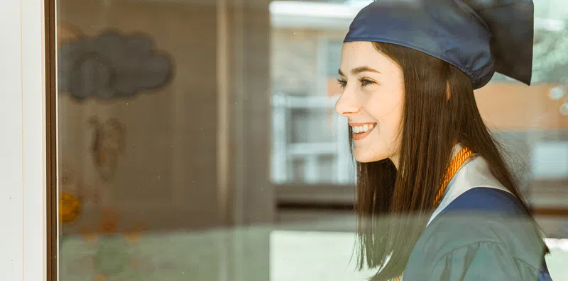 Undergraduate ou graduate: o que significa cada um, o que é bachelor's degree e as 7 diferenças