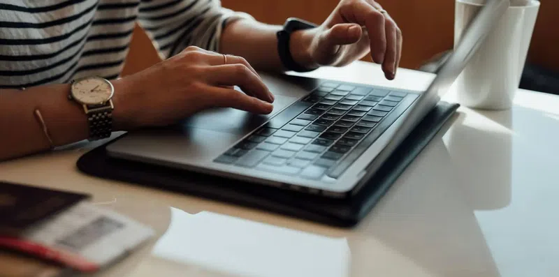 Diploma brasileiro vale lá fora? Compare por país