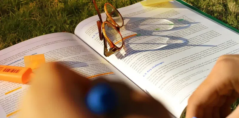 Espanhol ou inglês: qual aprender primeiro?