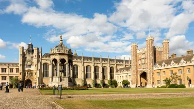 5 melhores cursos oferecidos pela Trinity College Dublin