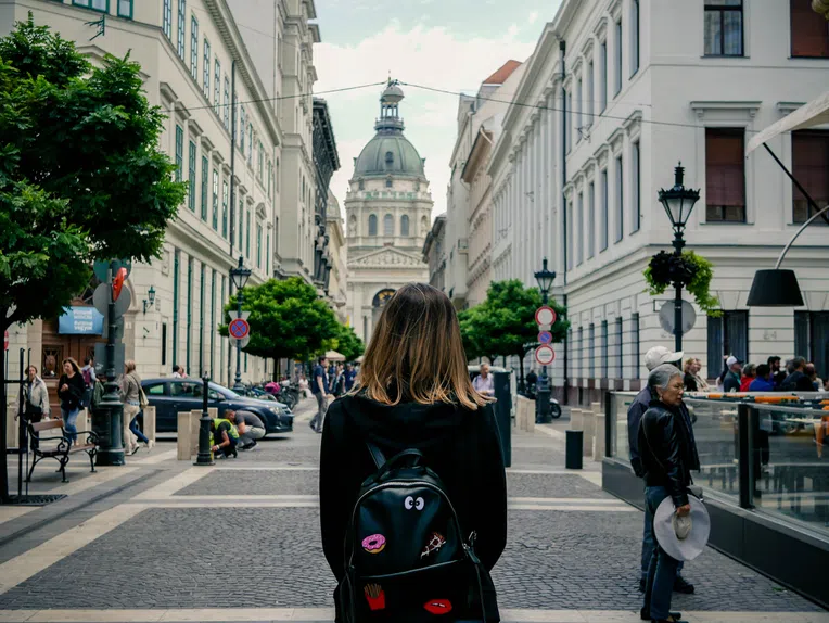 Estudante na Hungria com bolsa de estudos