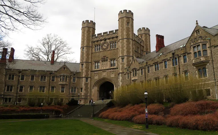 princeton-melhores-faculdades-de-ri