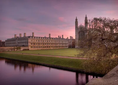 Cambridge oferece 1000 bolsas para curso sem teste de inglês