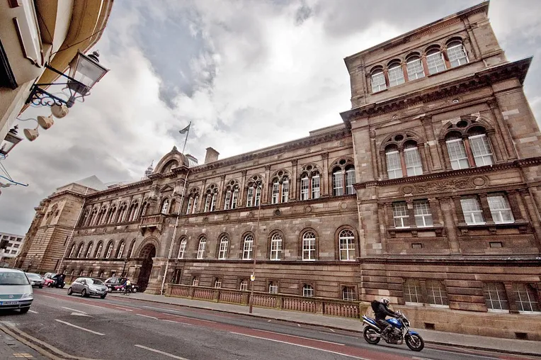 melhores-escolas-de-enfermagem-da-europa-edimburgo