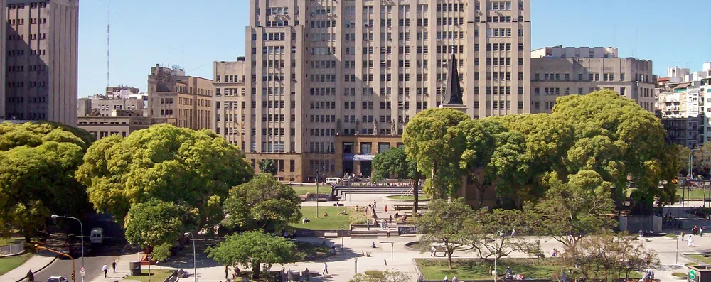 Faculdade de medicina na Argentina: 9 melhores universidades, custos 2026 e como entrar