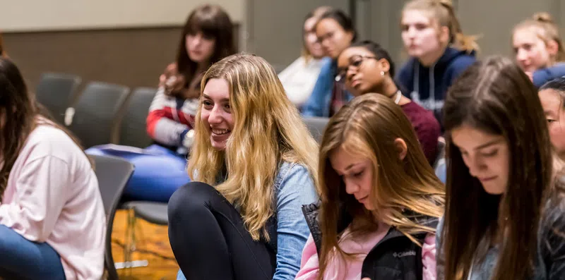 18 erros que (quase) todo freshman comete no primeiro ano da universidade americana