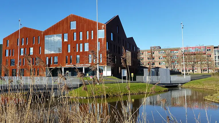 fazer-intercâmbio-na-holanda-uni