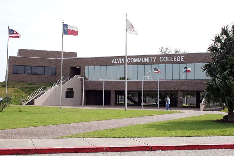3-community-college-para-universidade