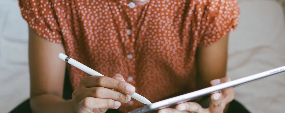 Intercâmbio em 2026: baixe o e-book gratuito com tudo o que você precisa saber sobre