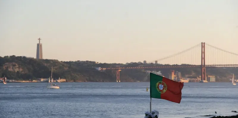 #ResumoDaAula 445: Intercâmbio com bolsa em Portugal