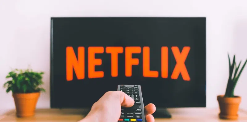 15 séries em espanhol para imergir no idioma