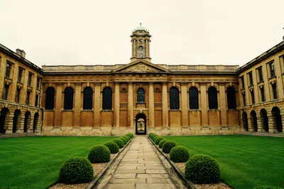 Bolsas Rhodes: mestrado e doutorado na Universidade de Oxford