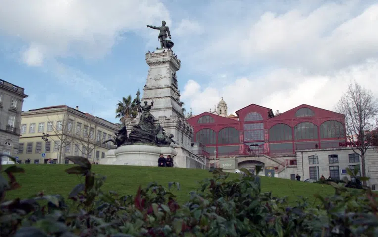estudar-em-portugal-com-bolsa-porto