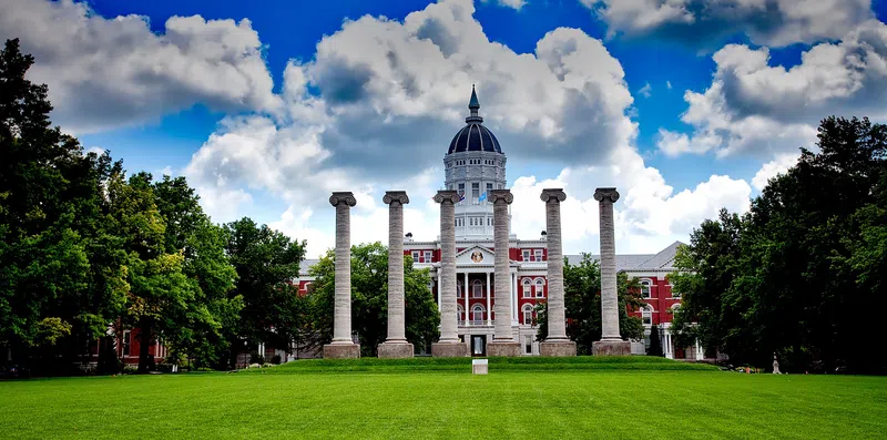 3 universidades americanas que oferecem bolsas de estudos para estrangeiros