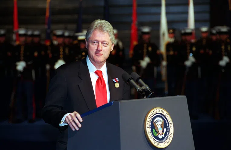 bill-celebridades-que-fizeram-intercambio
