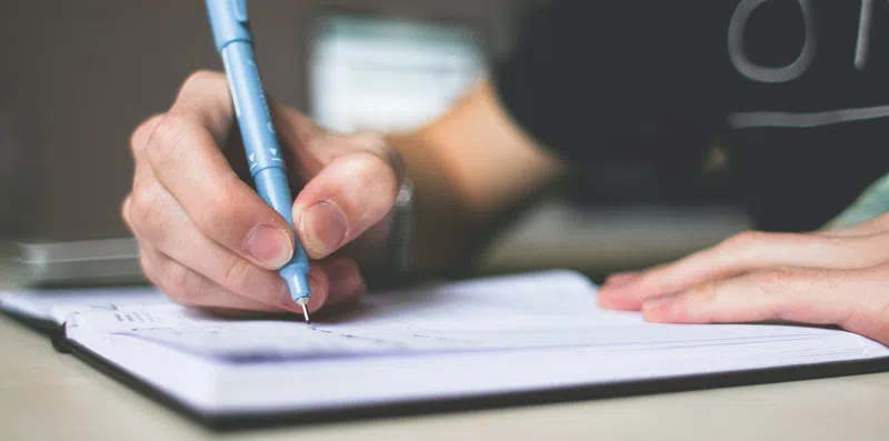 Devo fazer o ACT com redação ou não?
